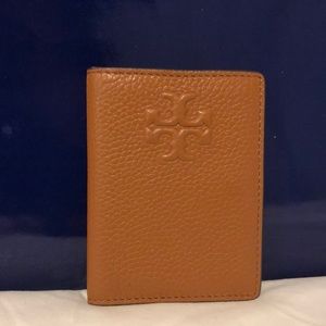 Tory Burch Thea Slim Card Case brand new!